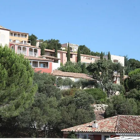 Les Restanques Du Golfe De Saint Tropez Гримо