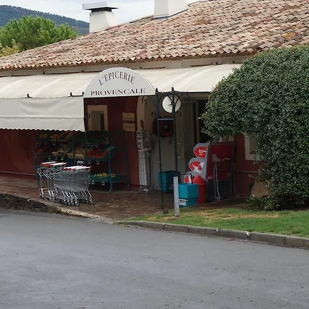 Les Restanques Du Golfe De Saint Tropez * Гримо