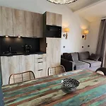 アパート Les Restanques Du Golfe De Saint Tropez グリモー