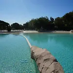 Les Restanques Du Golfe De Saint Tropez グリモー